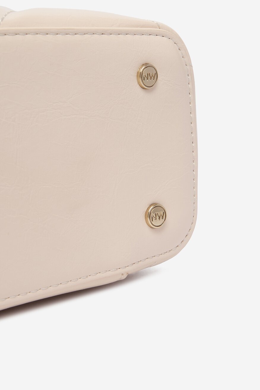 
                Дамска чанта NINE WEST БЕЖОВ - 5906751937105