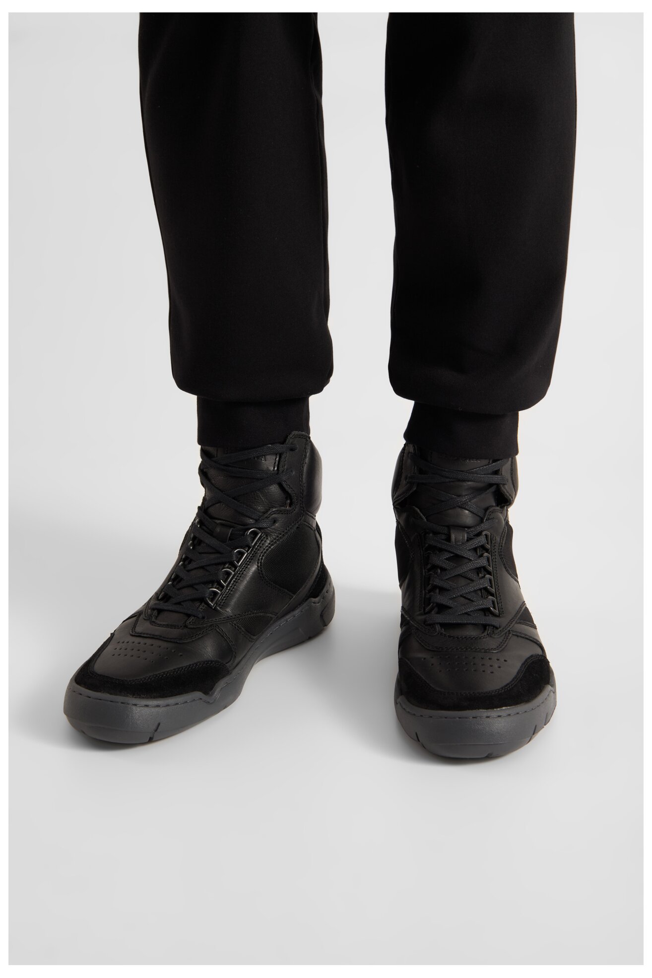 Tornacipő Badura BRIDGEPORT-16 MI08 FEKETE