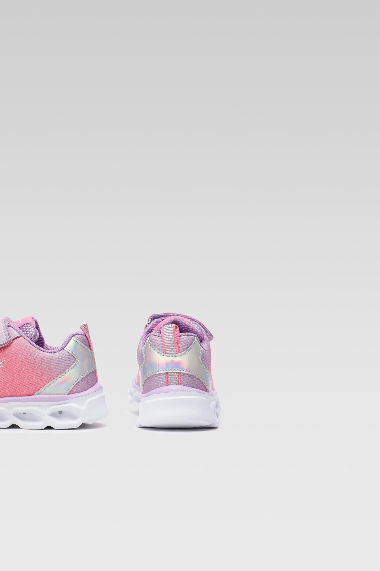 Спортни обувки Sprandi ILLUMI CP23-5877 СВЕТЛОРОЗОВ