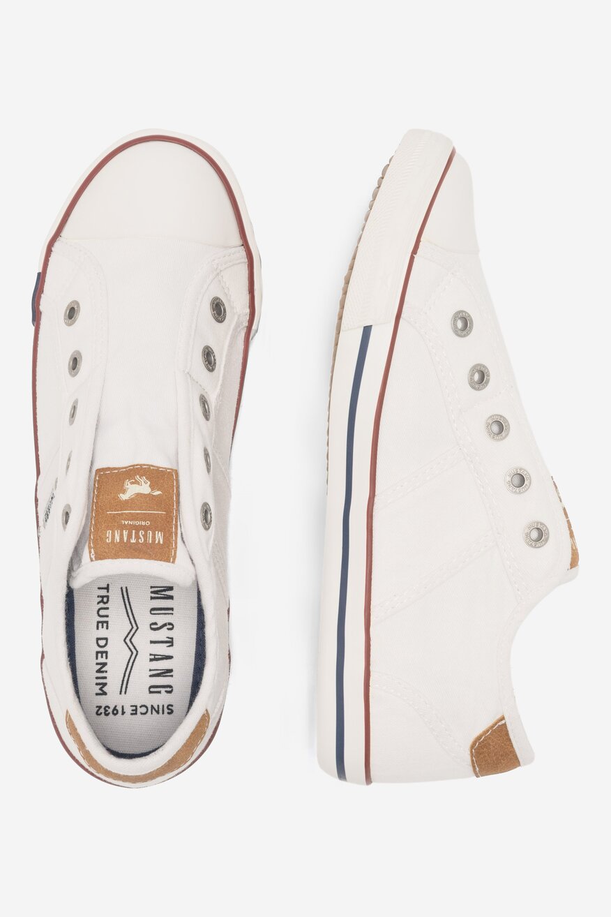 Mustang - Trampki białe - 5904862664613