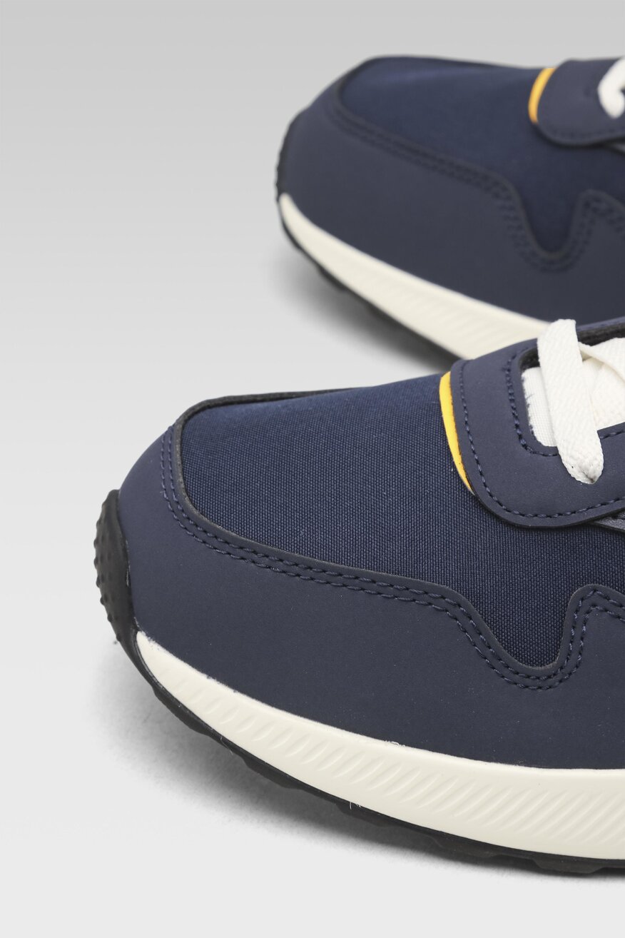 
                Reebok - HERITANCE - 2230035080144