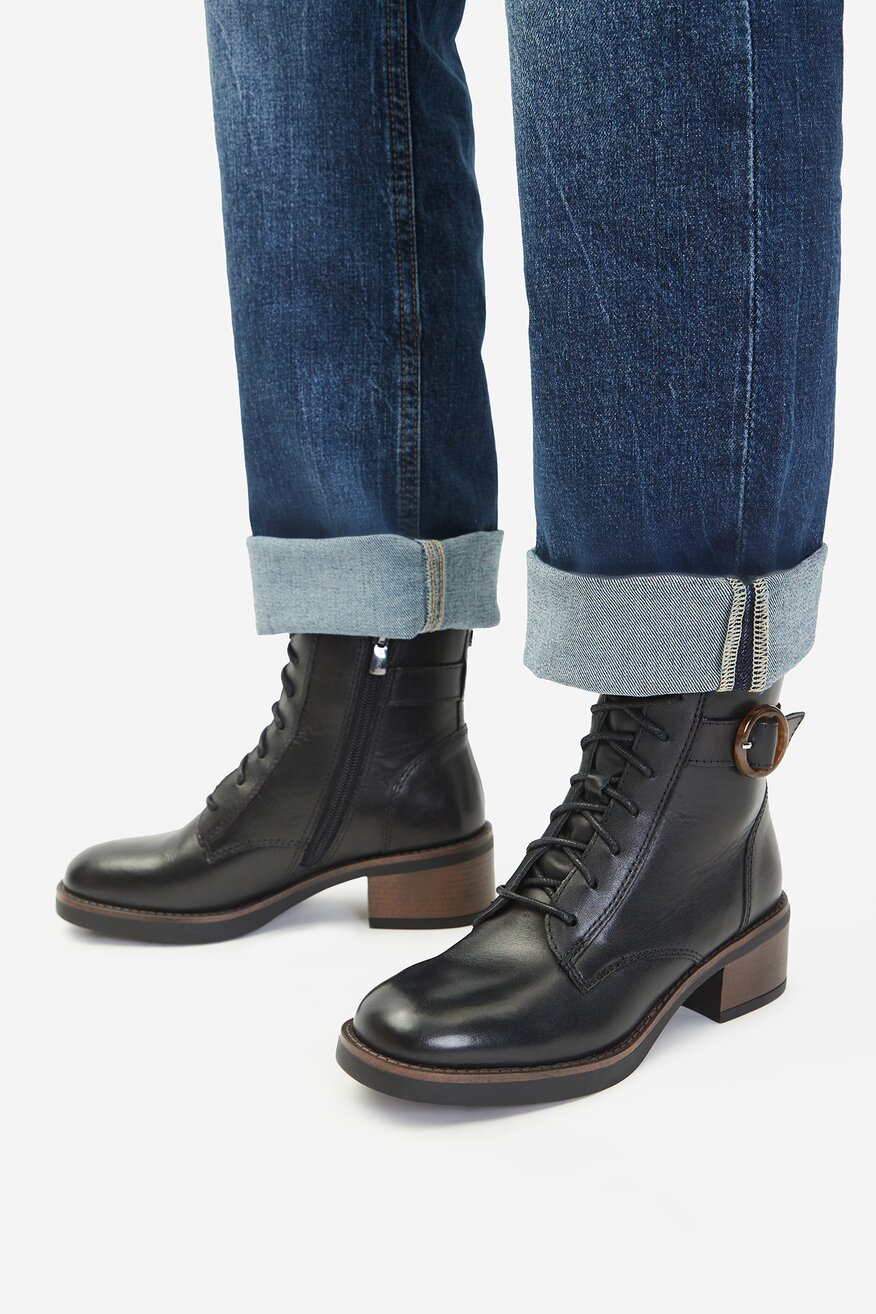 
                Csizma Lasocki FEKETE - 5906751352854