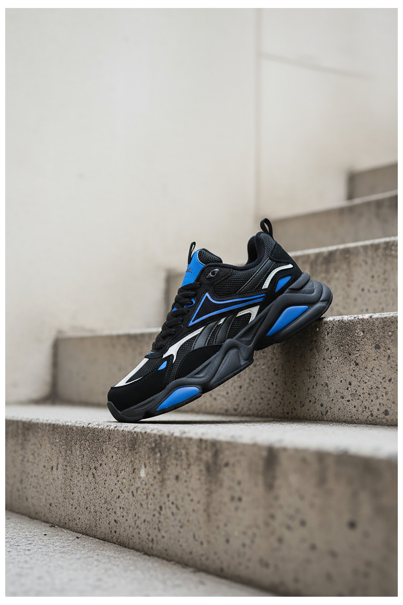 Încălțăminte sport Reebok CEO-CHARGE AR30246M-BMS NEGRU