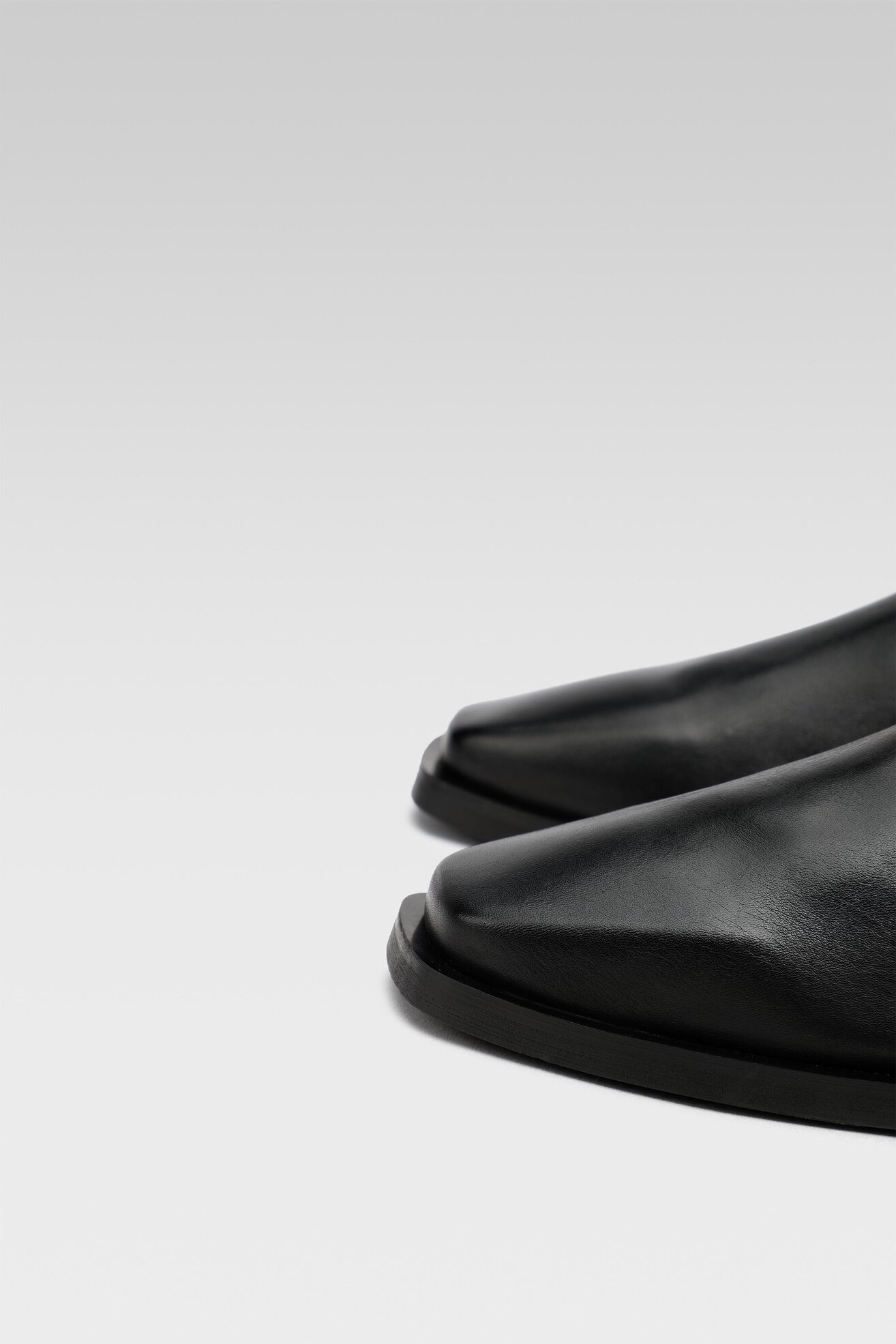 Botki Gino Rossi 3003 Czarny