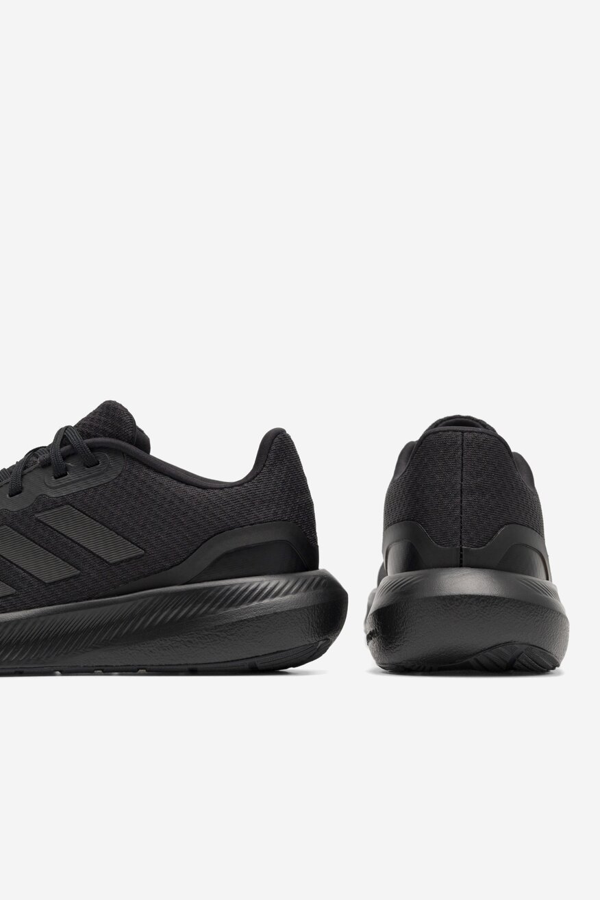 
                Sportcipő adidas FEKETE - 5904862848914