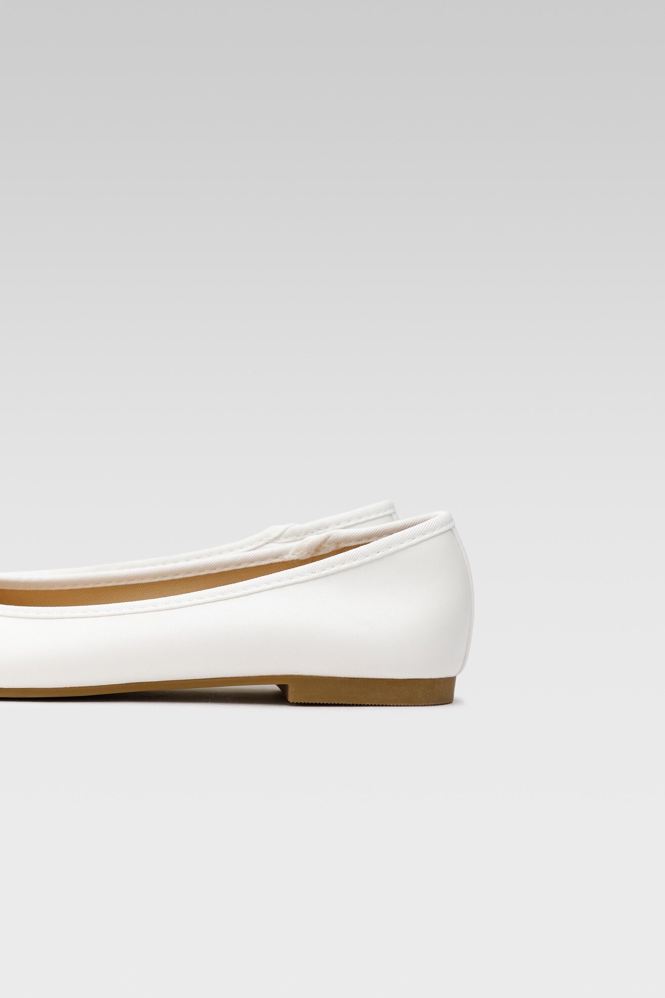 Baleriny Jenny Fairy LCS010822-01A Biały