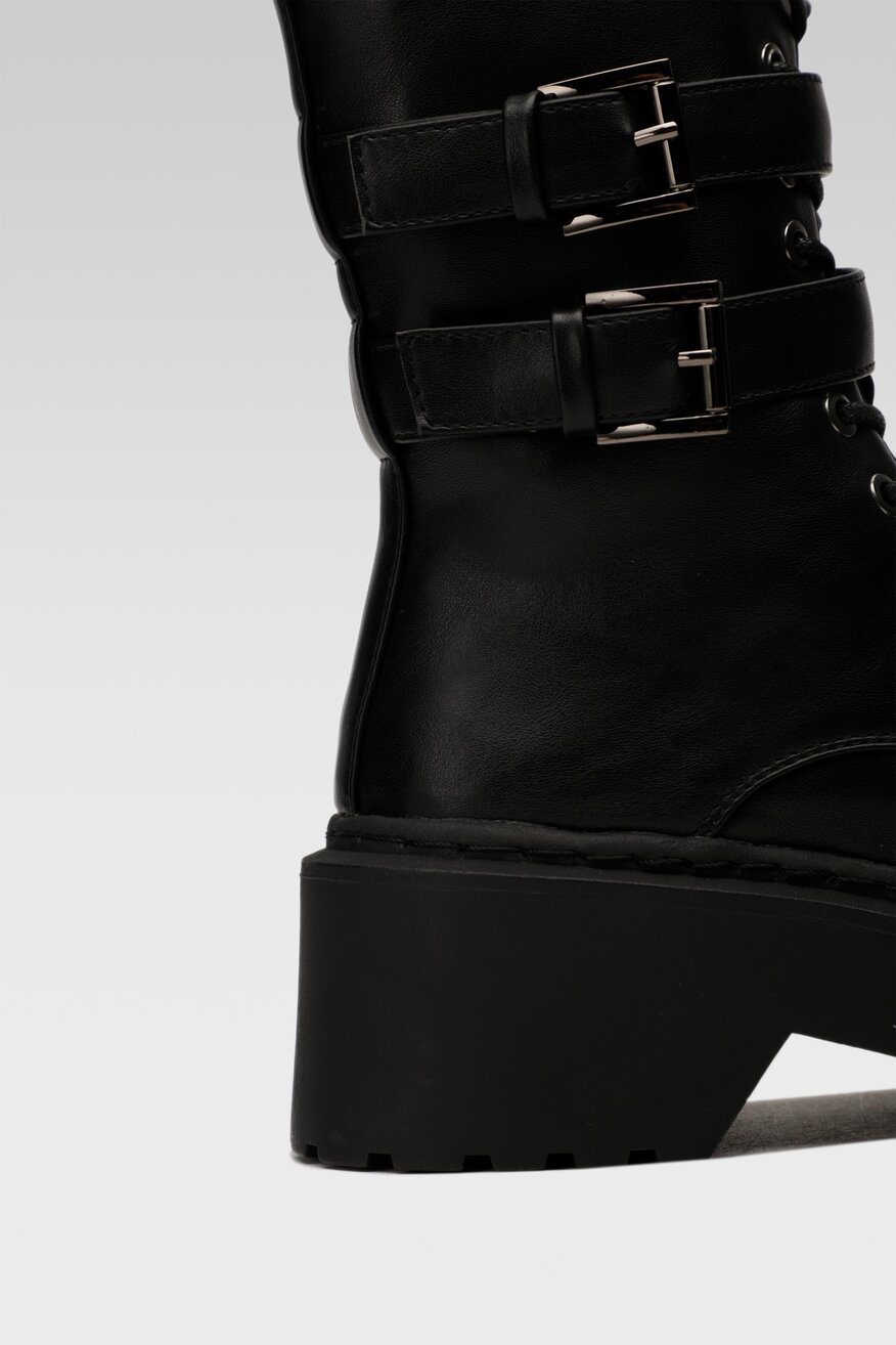 
                DeeZee - Trzewiki z klamrami - 5904862238654