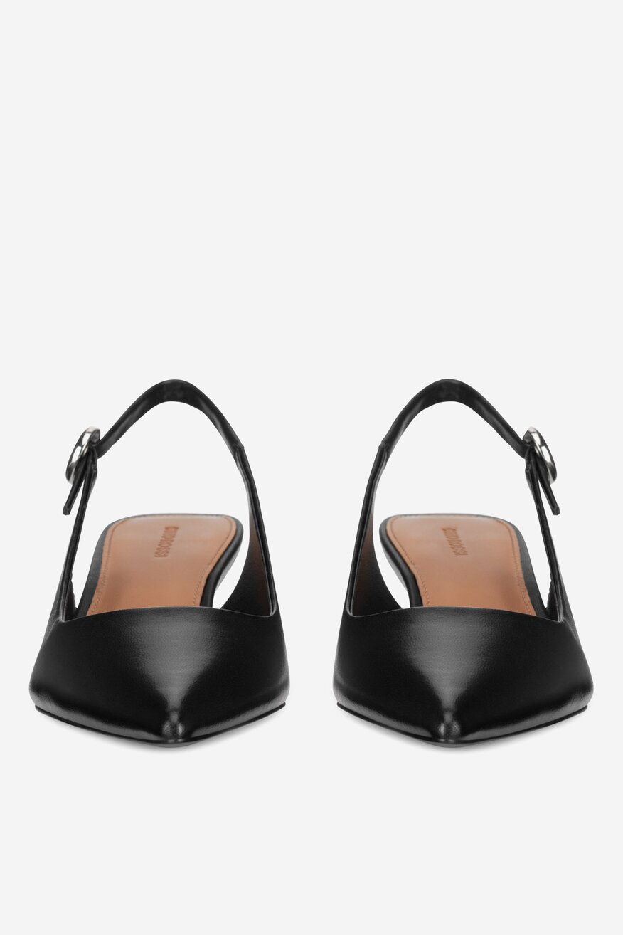 
                Елегантни обувки Gino Rossi ЧЕРЕН - 5903698700557