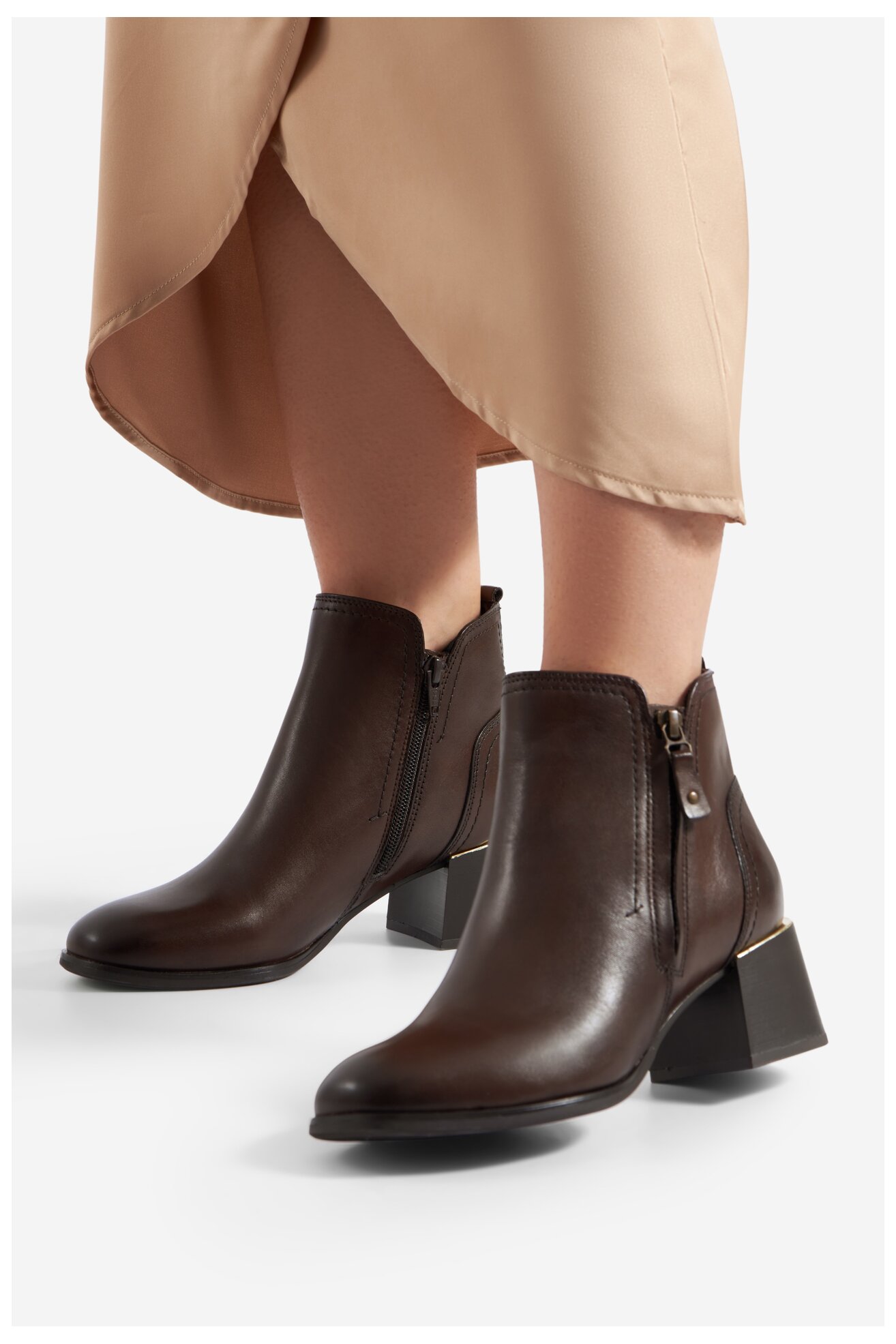 Bokacsizma Lasocki WB-THESSA-01 BARNA