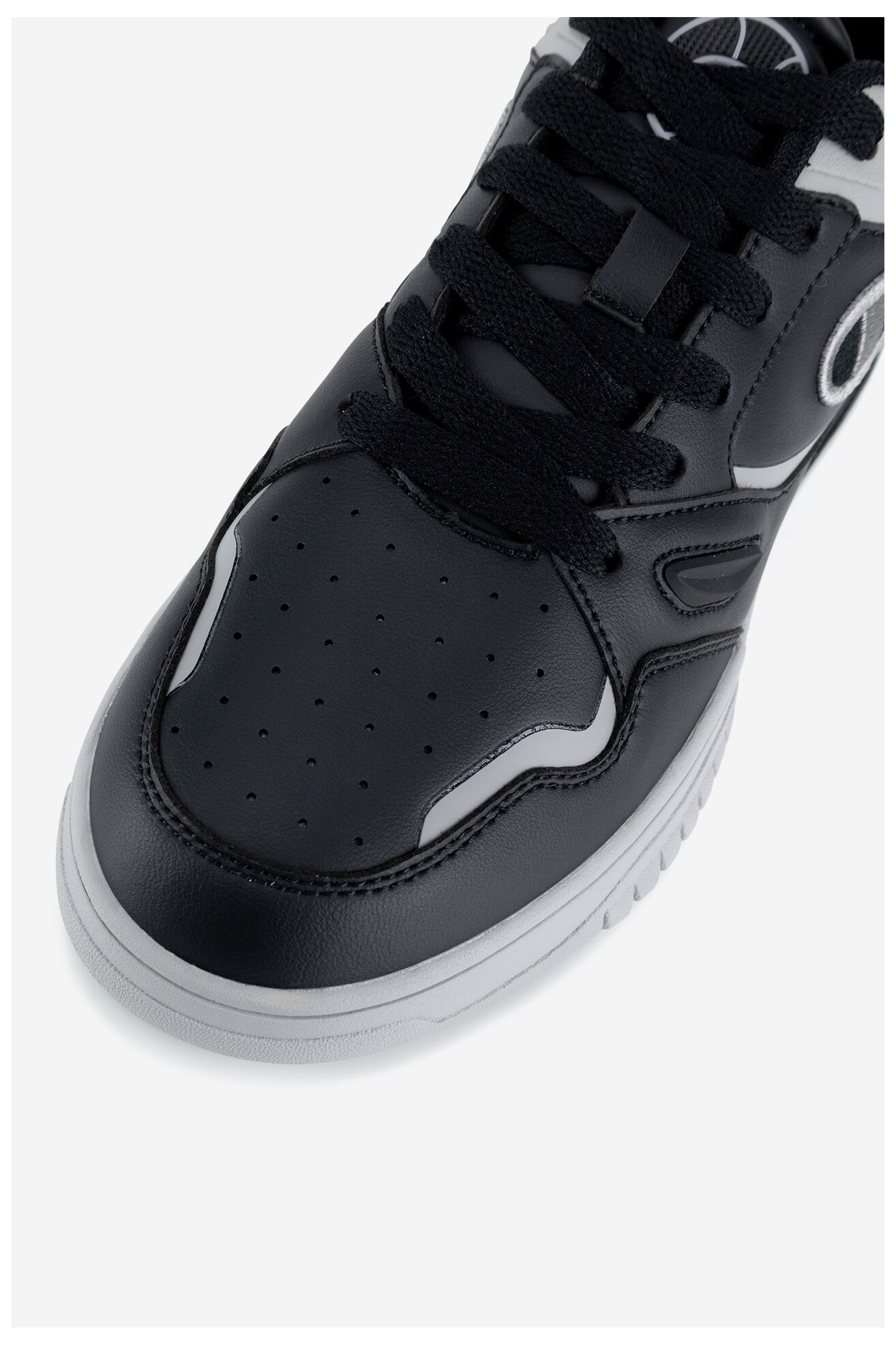 Încălțăminte sport Champion 3 POINT TECH LOW S22272-KK003 NEGRU