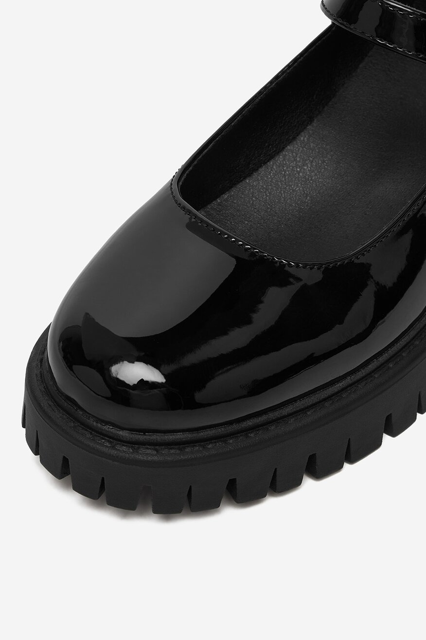 
                DeeZee - Półbuty - 5906751843703