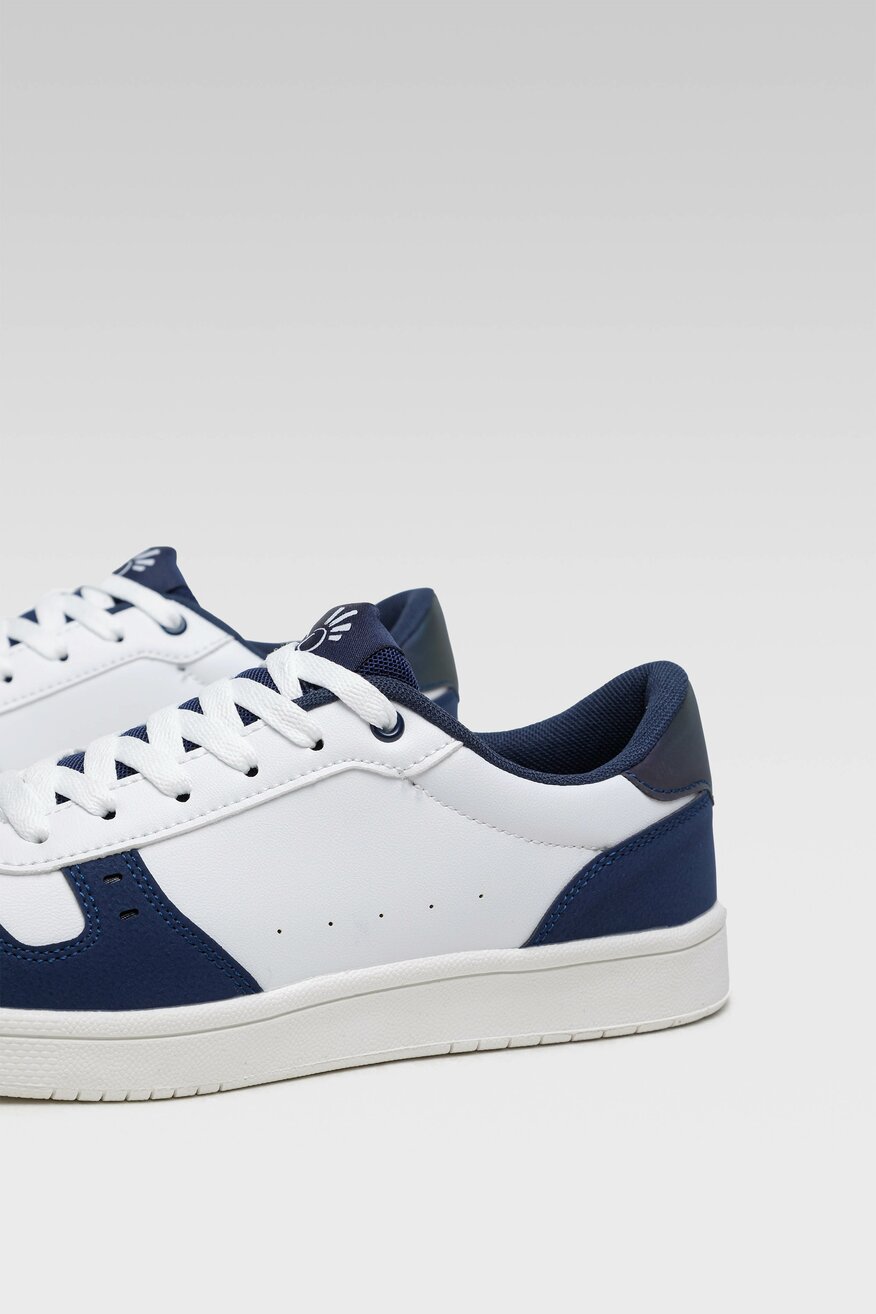 OMENAA FOUNDATION - Sneakersy - 5904248625146