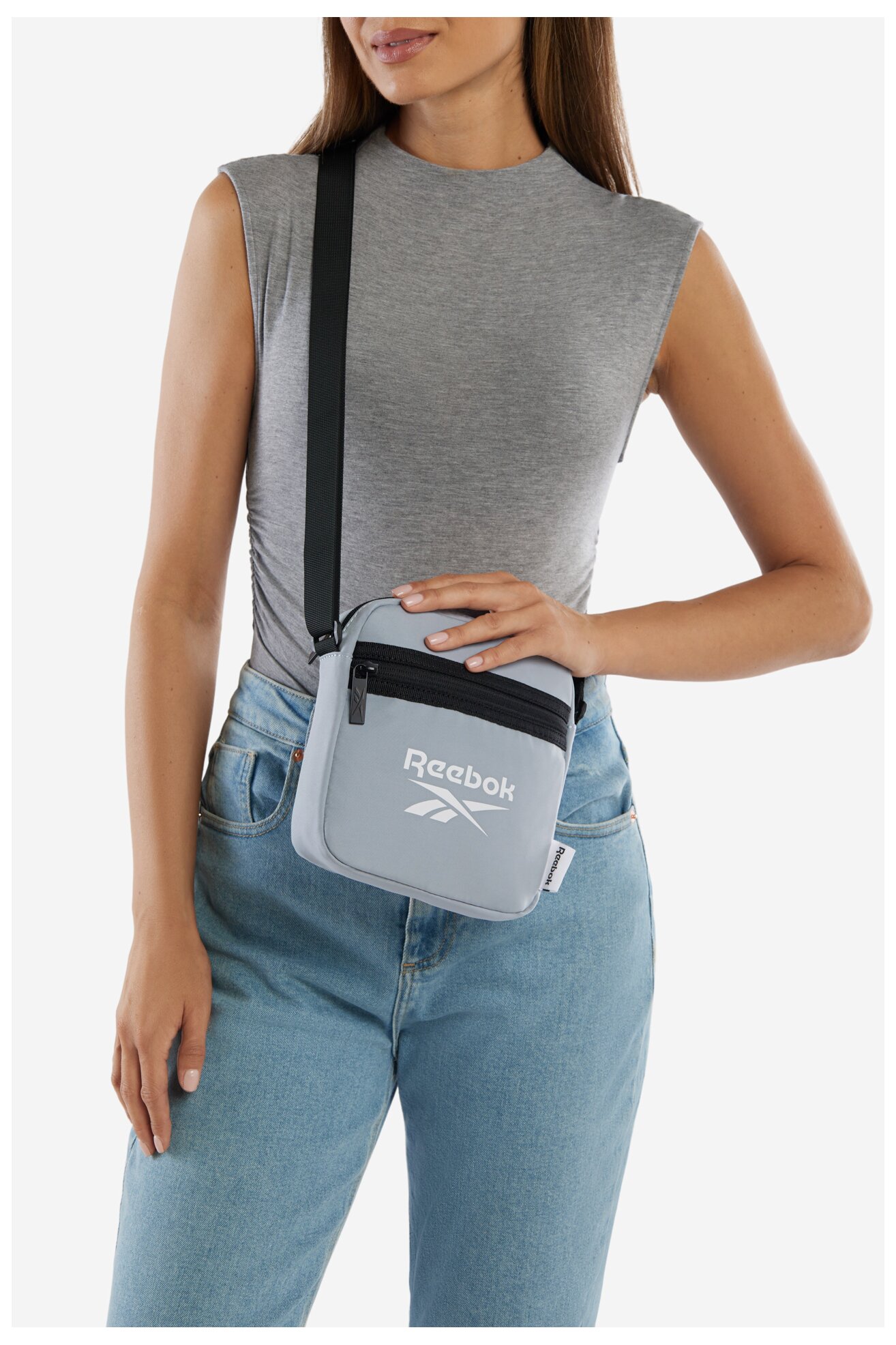 Kézitáska Reebok RBK-008-CCC-05 SZÜRKE