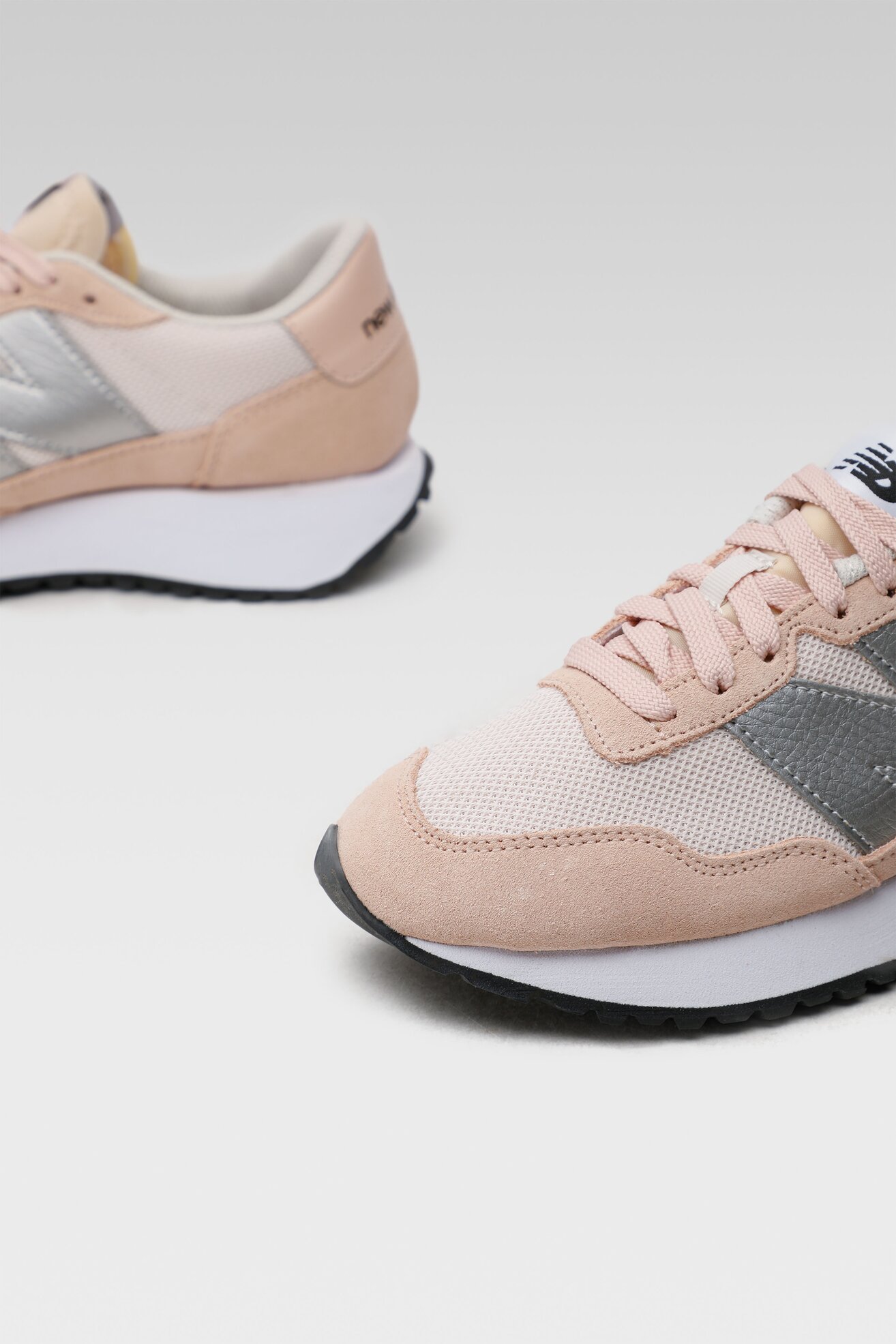 Obuwie sportowe New Balance WS237CA Beżowy