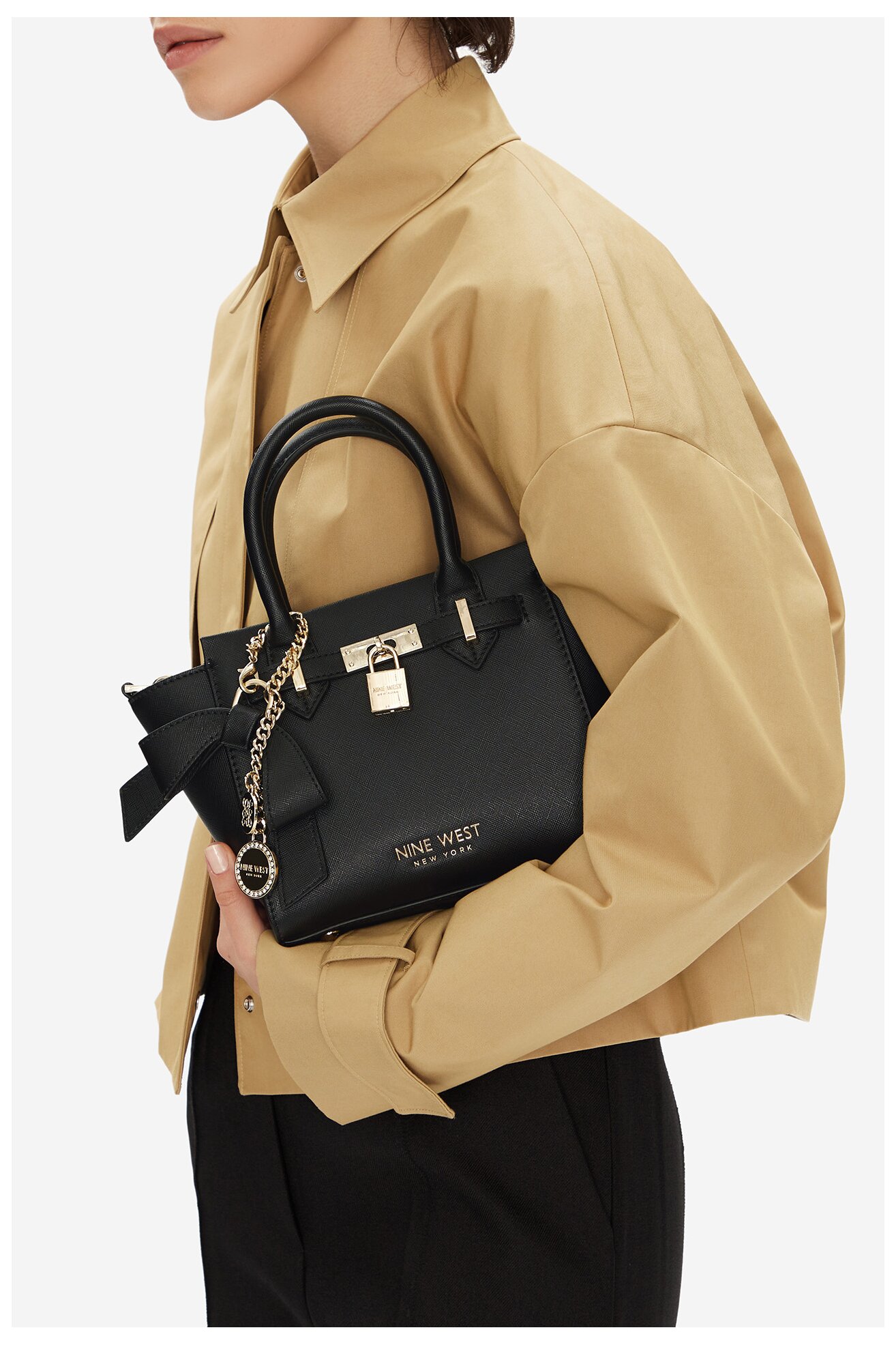 Kézitáska NINE WEST CEO-CHELSEA-CHARM-I-LX10187 FEKETE