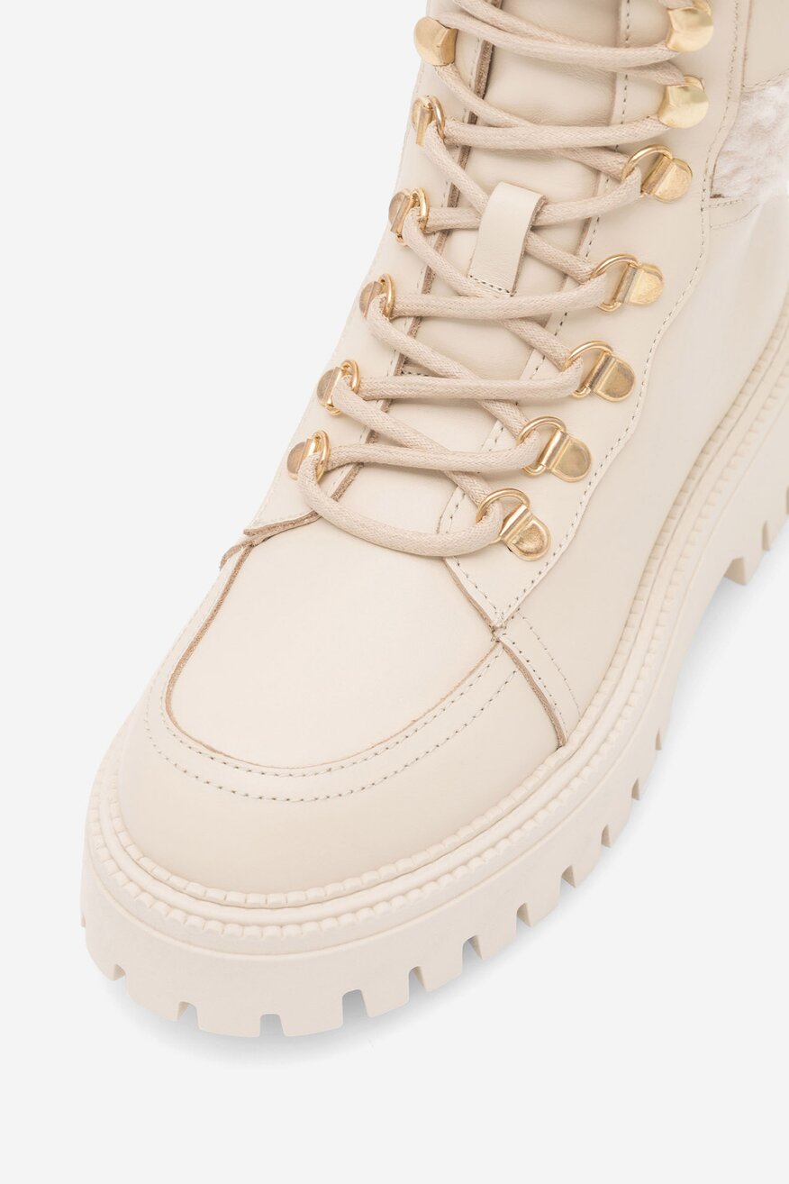 
                Bocanci EVA MINGE BEJ - 5905588140788