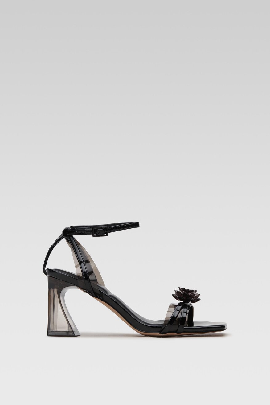 
                Jenny Fairy - Sandały czarne - 5904862773704