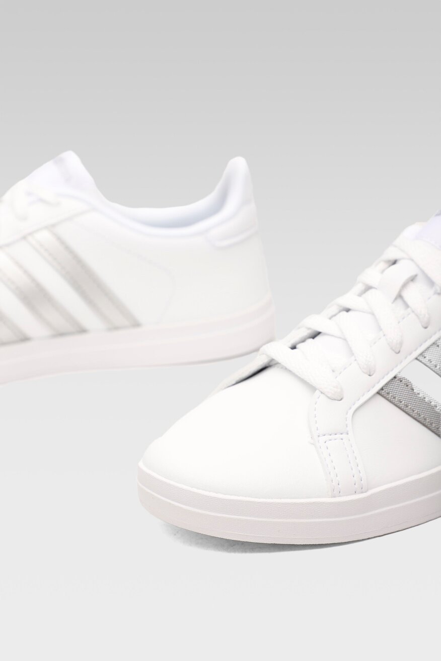
                adidas - Obuwie sportowe pastelowe białe - 5903698717463