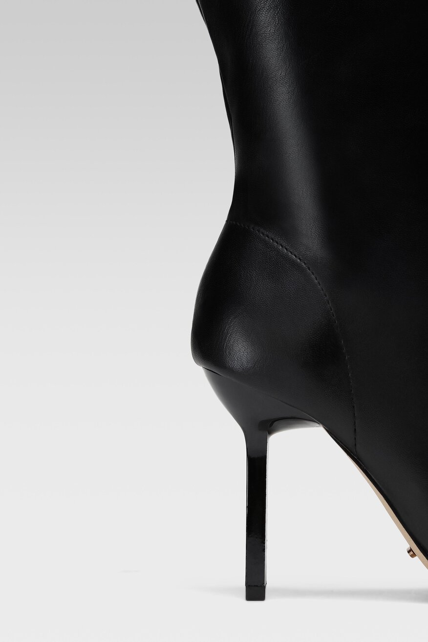 
                Cizme DeeZee NEGRU - 5904862158617