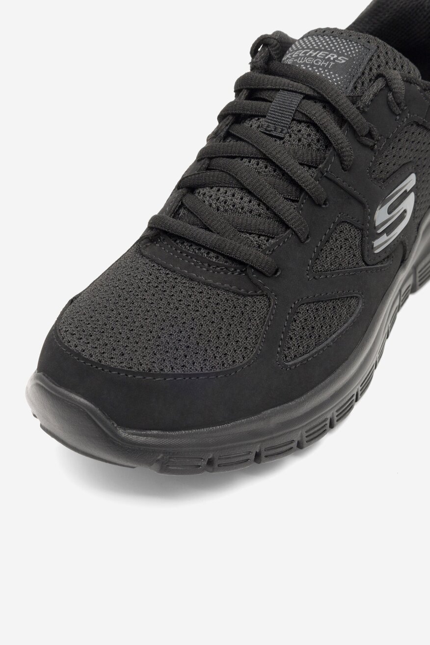 Obuwie sportowe Skechers BURNS AGOURA 52635 BBK Czarny - CCC.eu