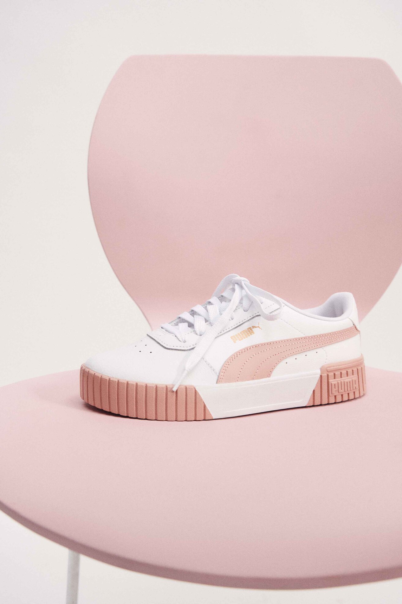 Спортни обувки Puma CARINA 2.0 38584924 БЯЛ