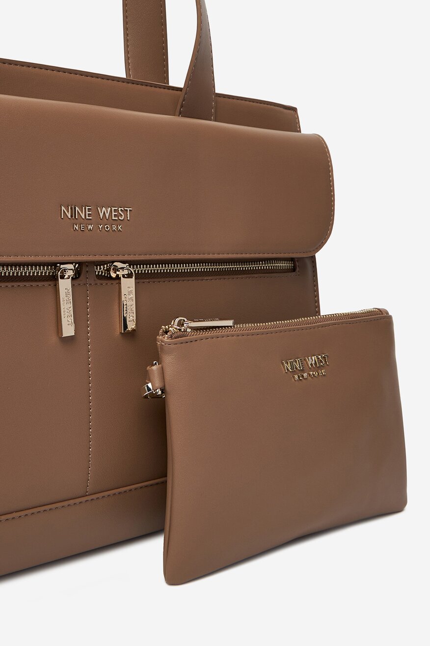 
                Дамска чанта NINE WEST БЕЖОВ - 5906751396575