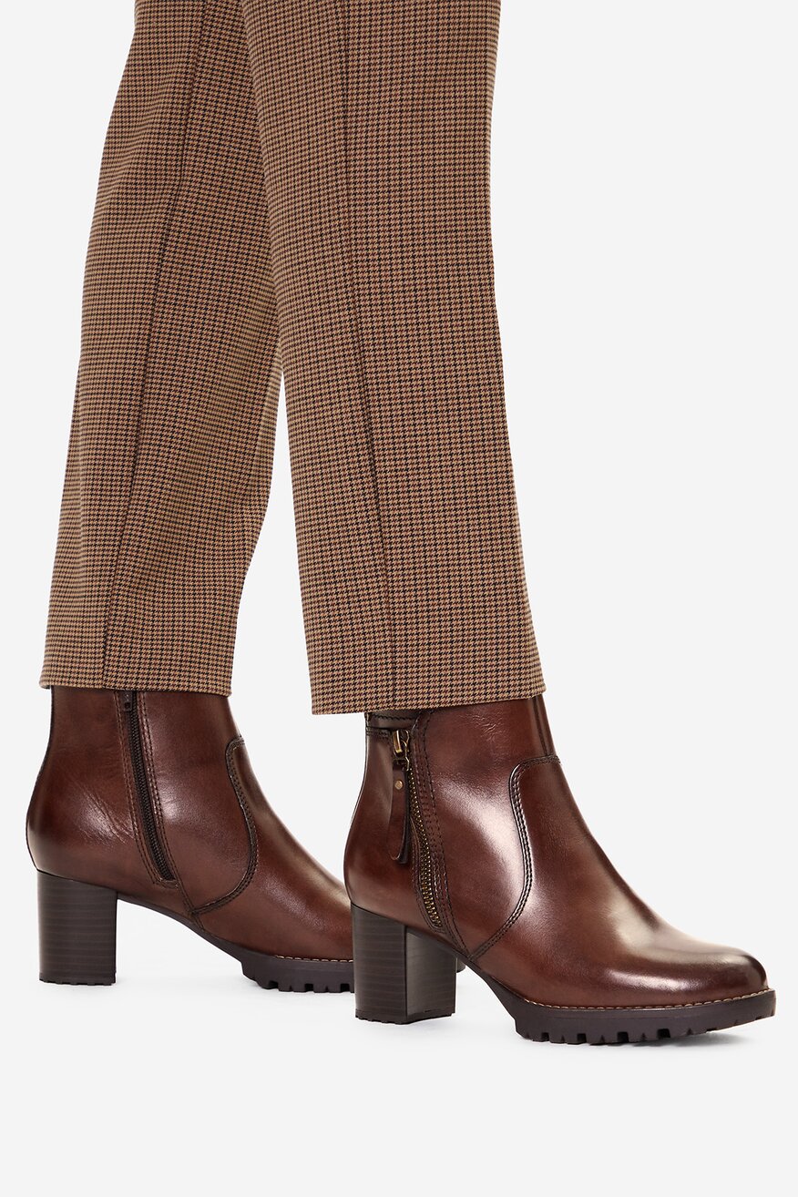 
                Ботильйони Lasocki КОРИЧНЕВИЙ - 5906751449547