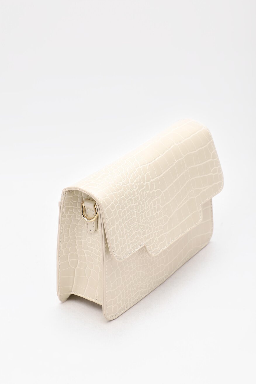 
                Дамска чанта DeeZee БЕЖОВ - 5903698200736