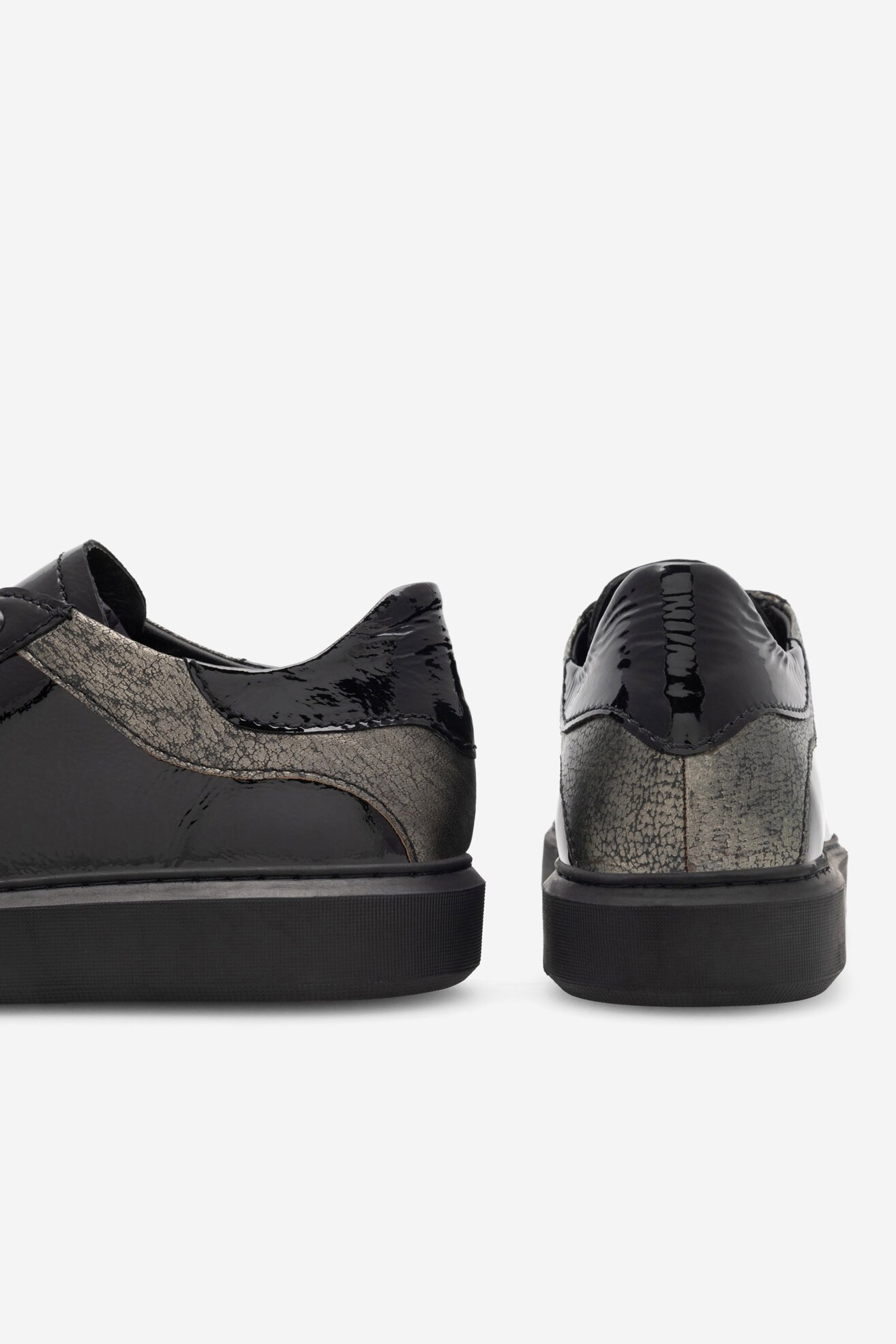 Tornacipő Sergio Bardi WI16-A1005-02SB FEKETE