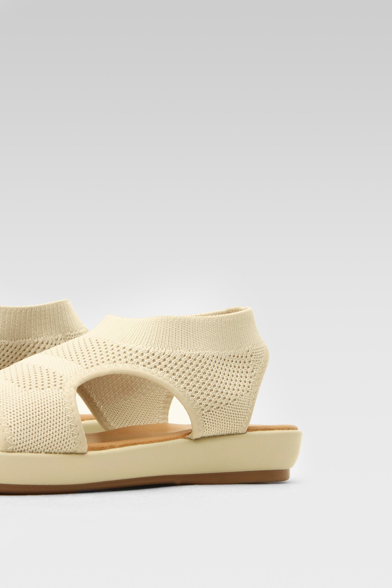 Sandale Clara Barson WSS20501-03 BEŽ