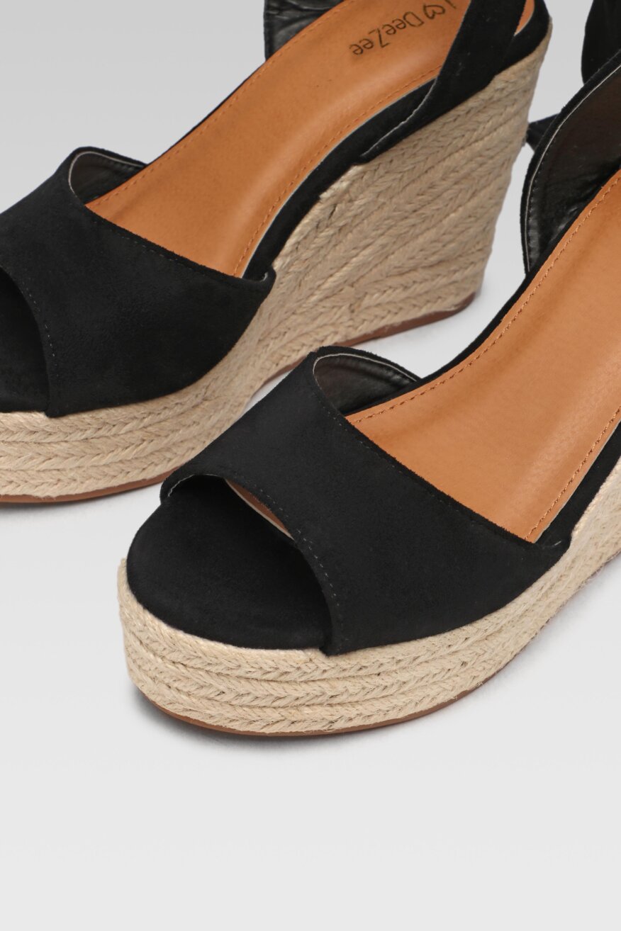
                DeeZee - Sandały na koturnie z platformą boho - 5903698687599