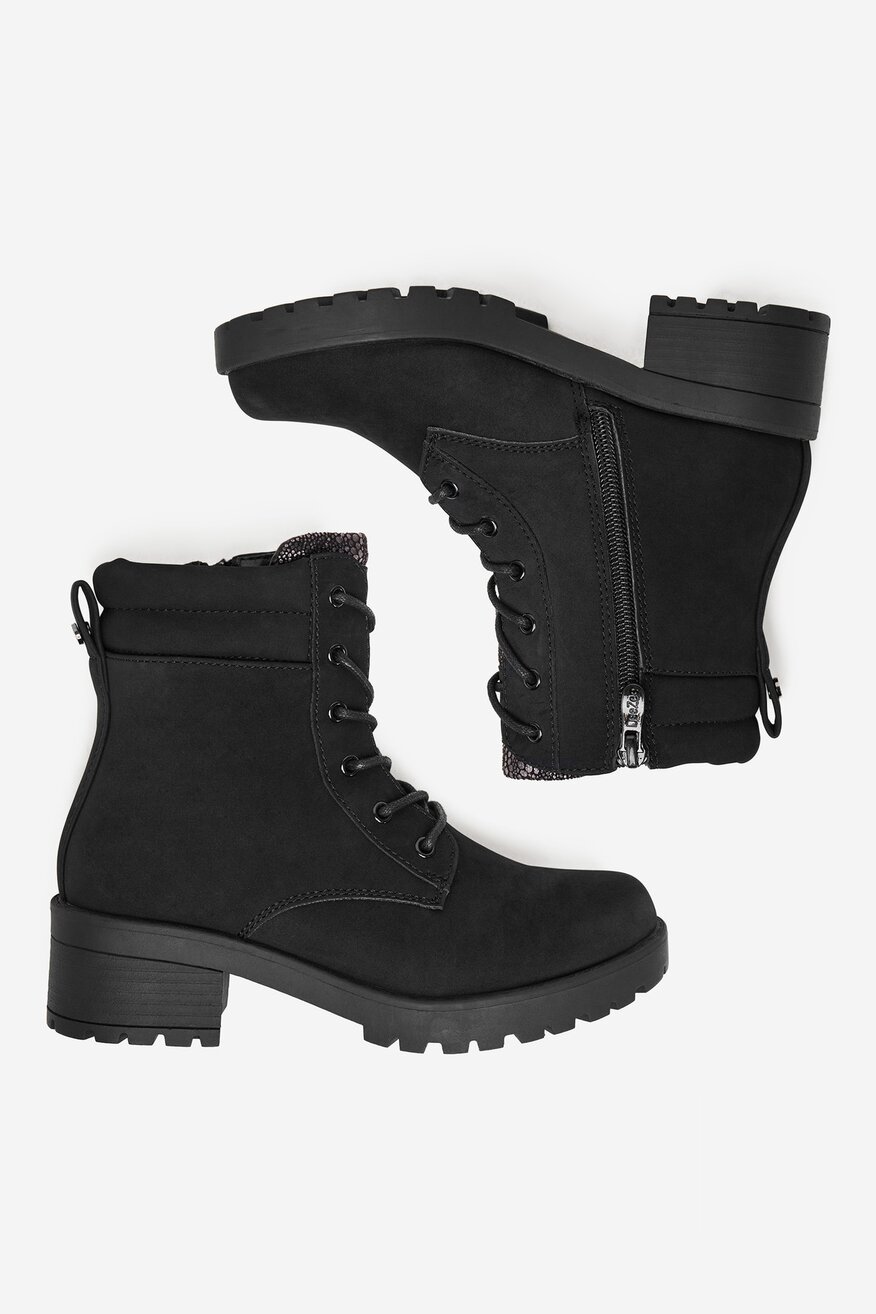 
                Csizma DeeZee FEKETE - 5906751294093