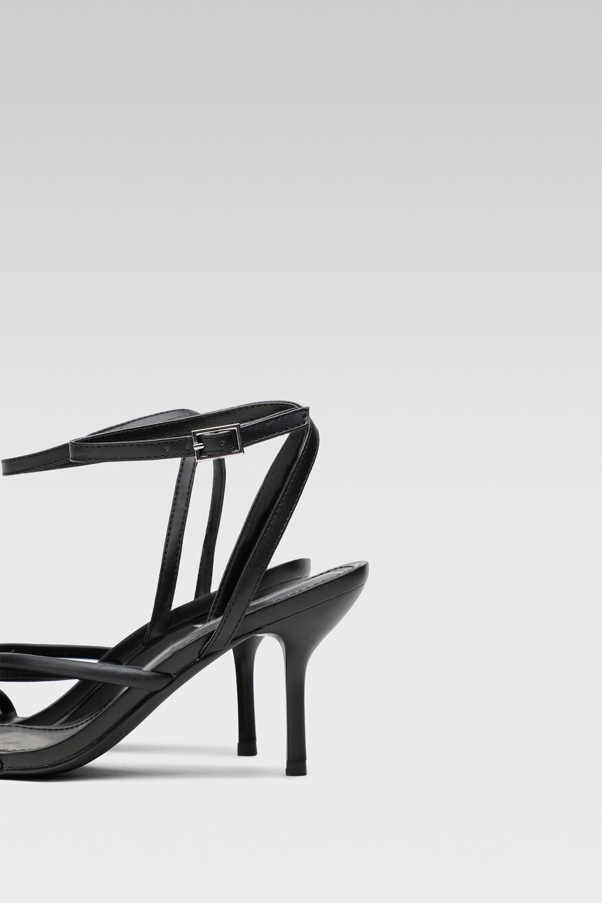 
                Сандалі Jenny Fairy ЧОРНИЙ - 5904862772424