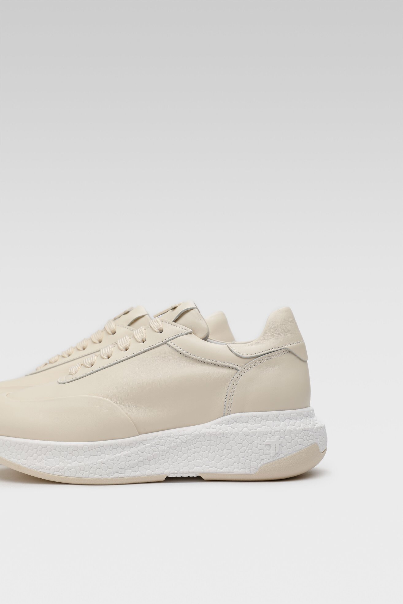 Sneakers Togoshi 37961 Beżowy
