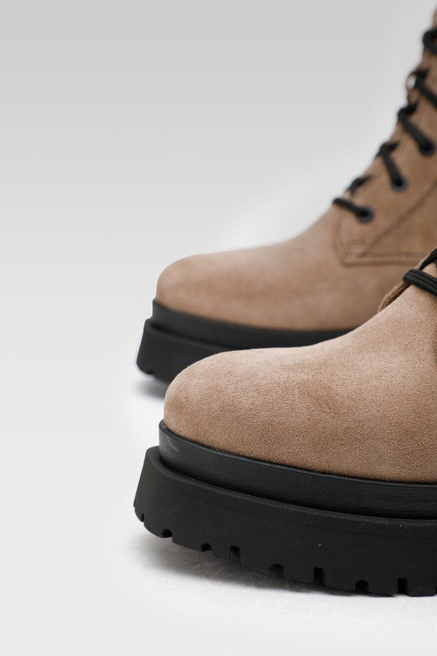 
                SIMPLE - Botki brązowe - 2230031468373