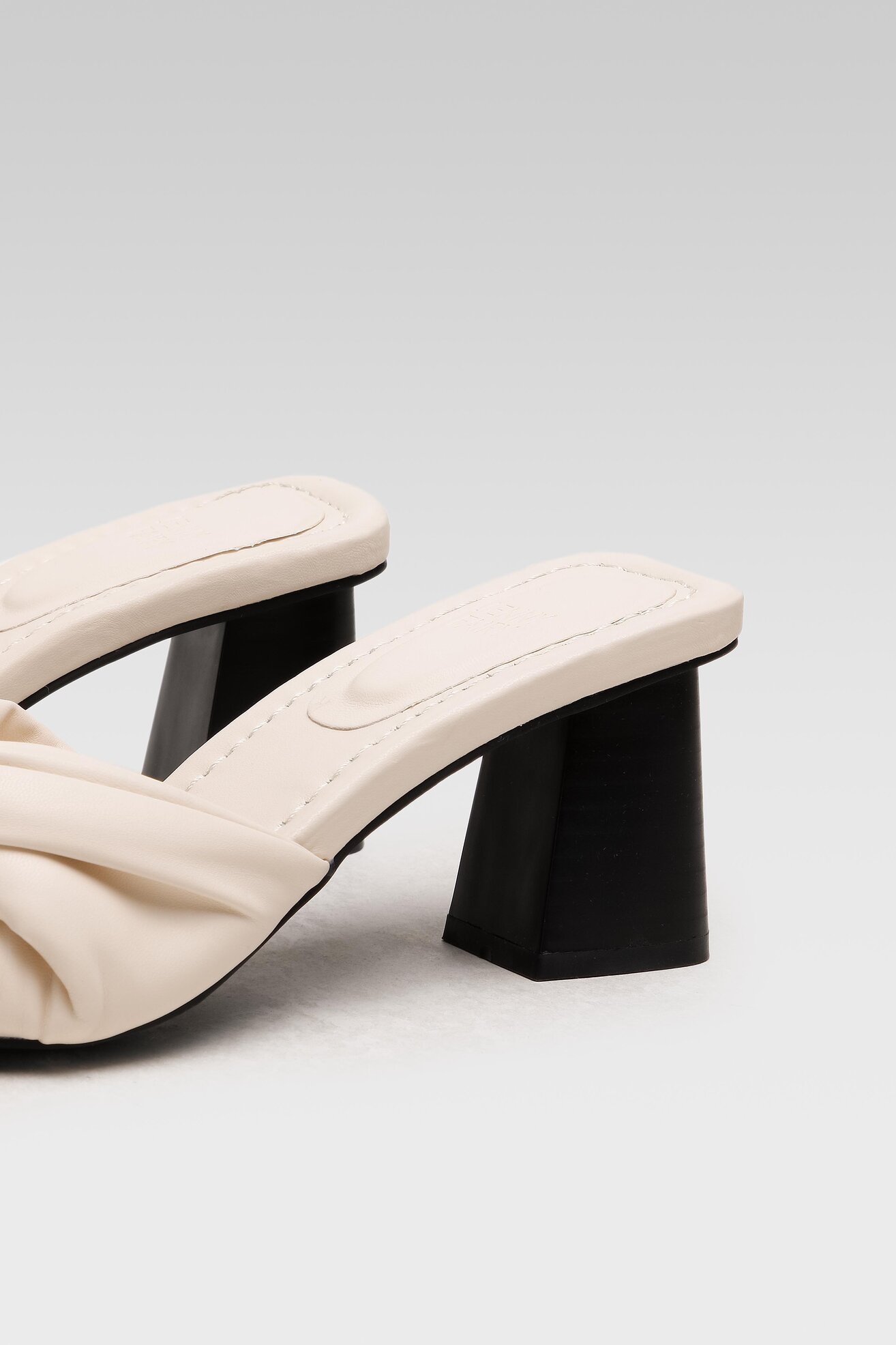 Klapki Jenny Fairy LS5706-01 Beżowy