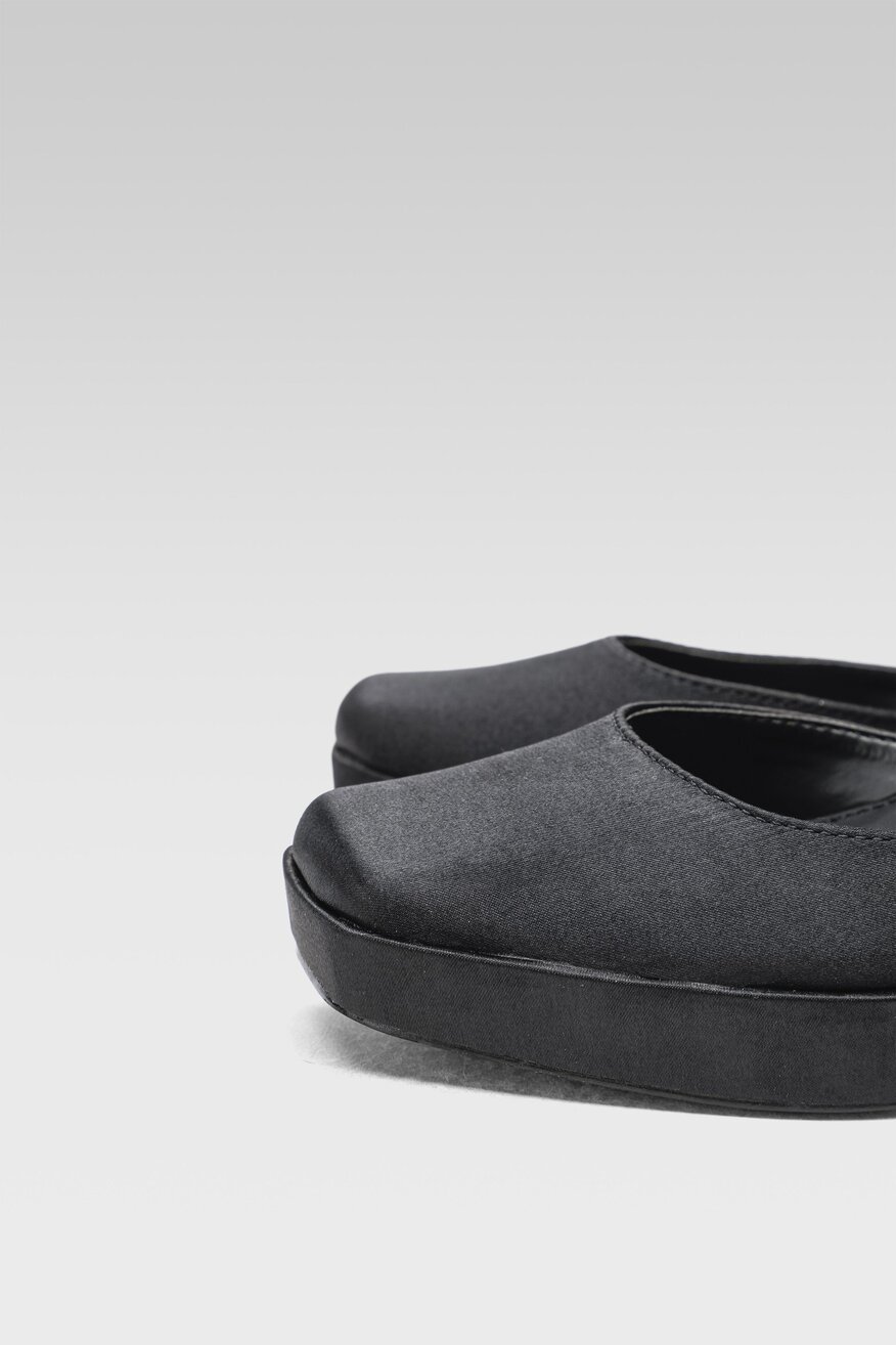 
                Jenny Fairy - Czółenka czarne - 5904862408286