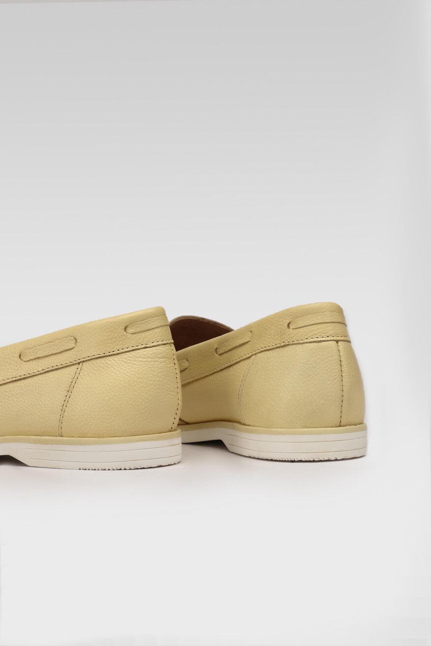 
                Cipele Lasocki ŽUTA - 5903698330730