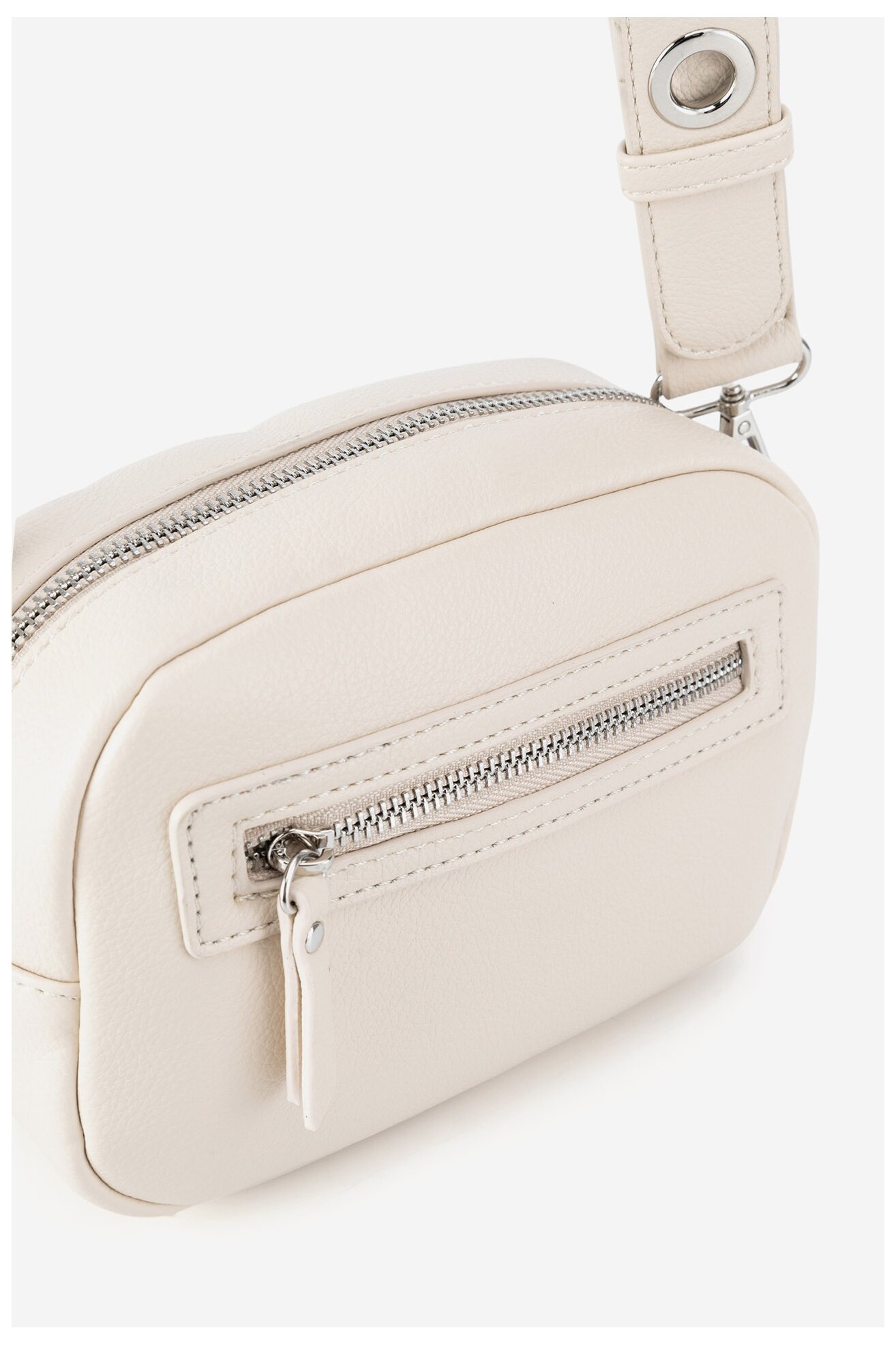 Дамска чанта DeeZee MDP-L-018-06 БЕЖОВ