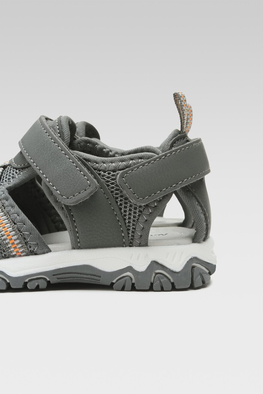 
                Action Boy - Sandały na rzepy - 5904862815817