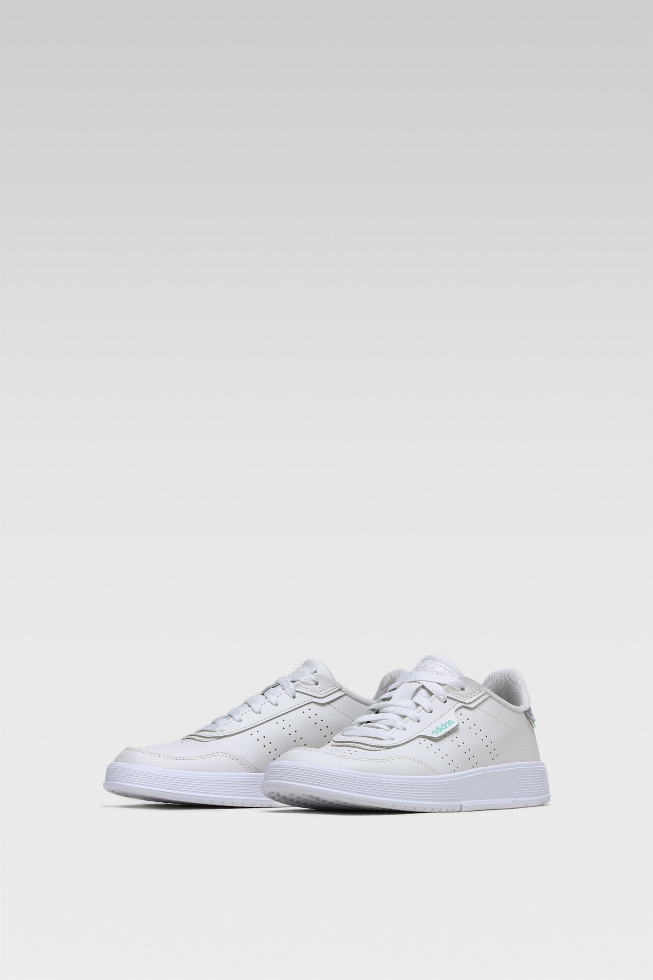 Obuwie sportowe adidas COURTROOK FZ2952 Biały