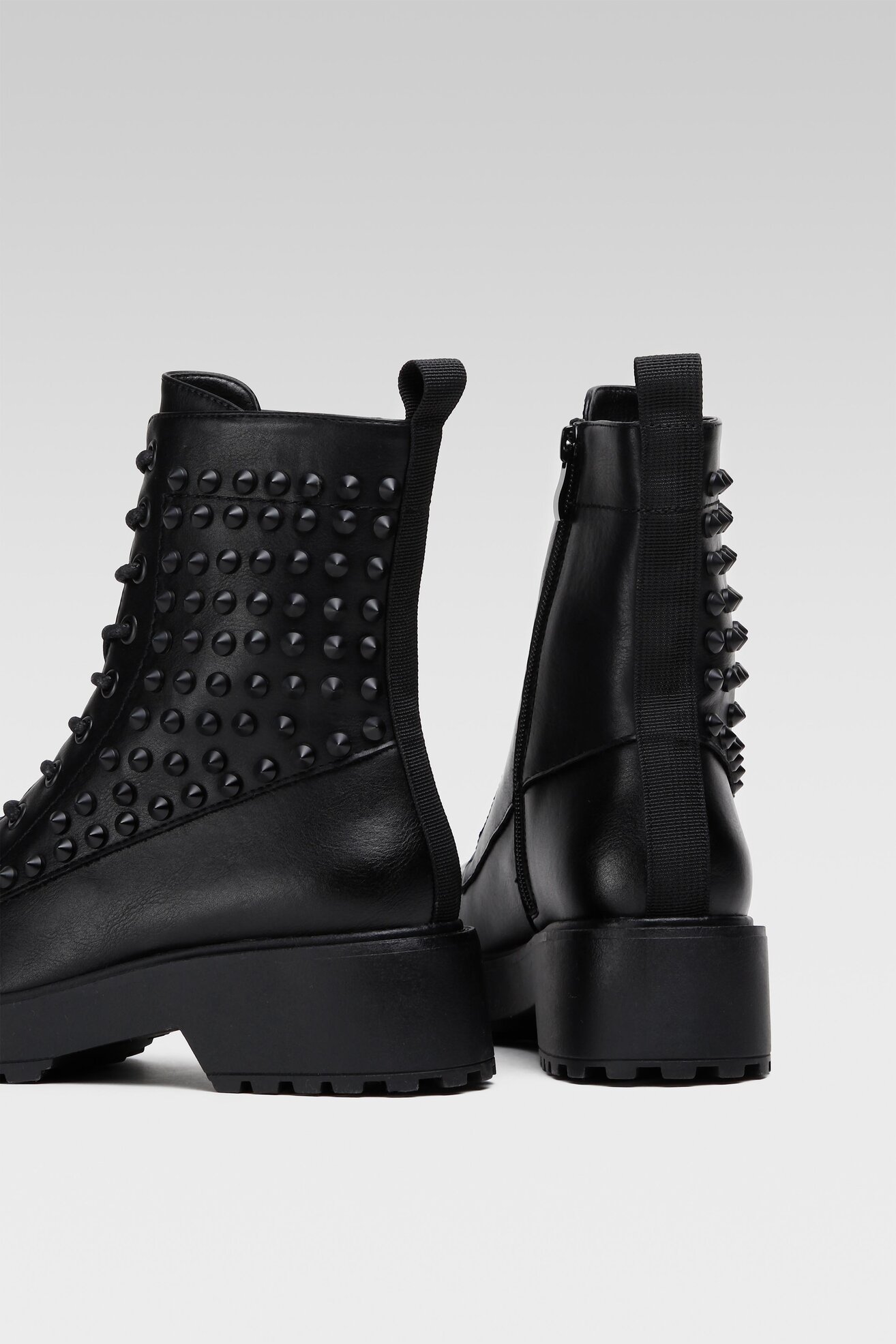 Duboke cipele DeeZee H190852-3A CRNA