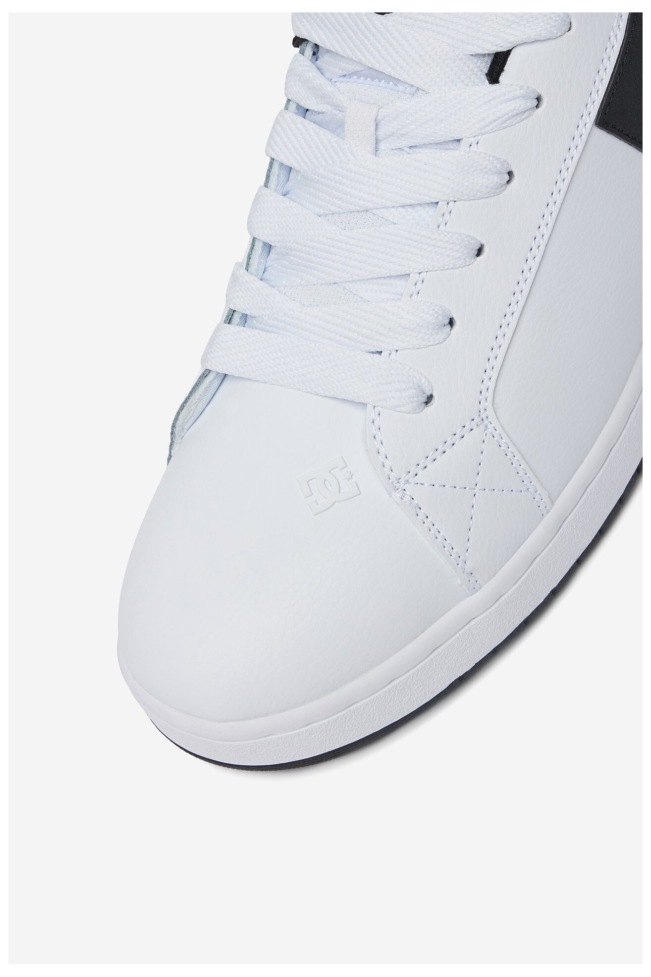 Спортни обувки DC Shoes COURT GRAFFIK 300529-WLK БЯЛ