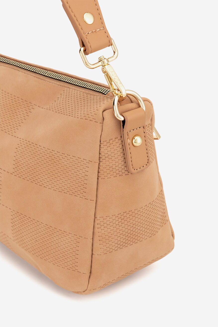 Дамска чанта Lasocki КАМЕЛ - 5905588833680