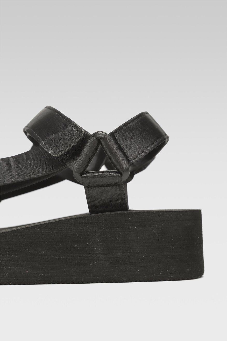 
                Jenny Fairy - Sandały czarne - 5904862810737