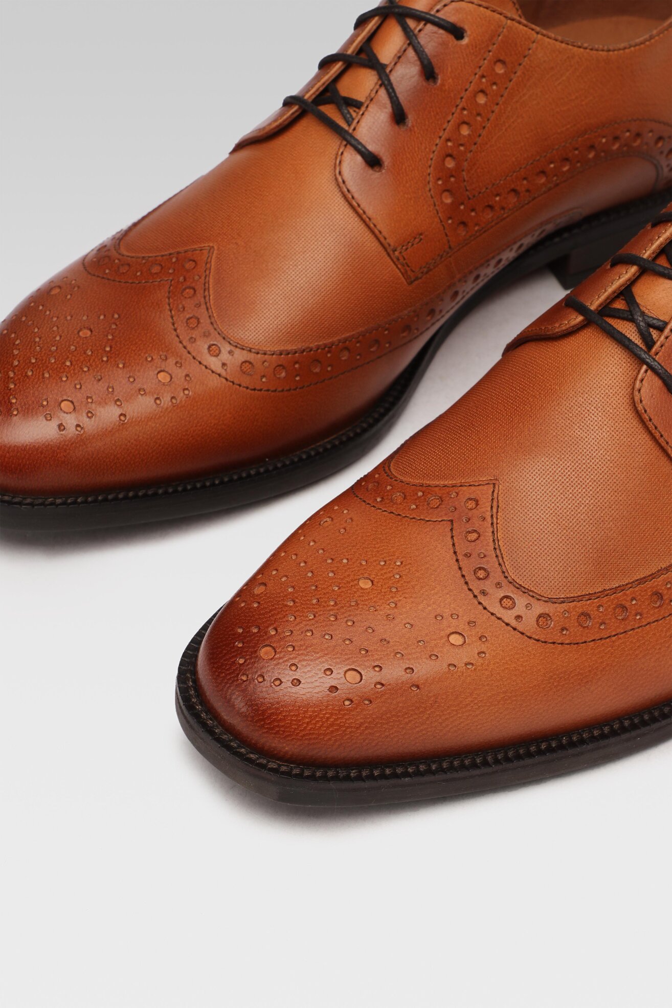 Półbuty Gino Rossi MI08-C796-798-05 Camel