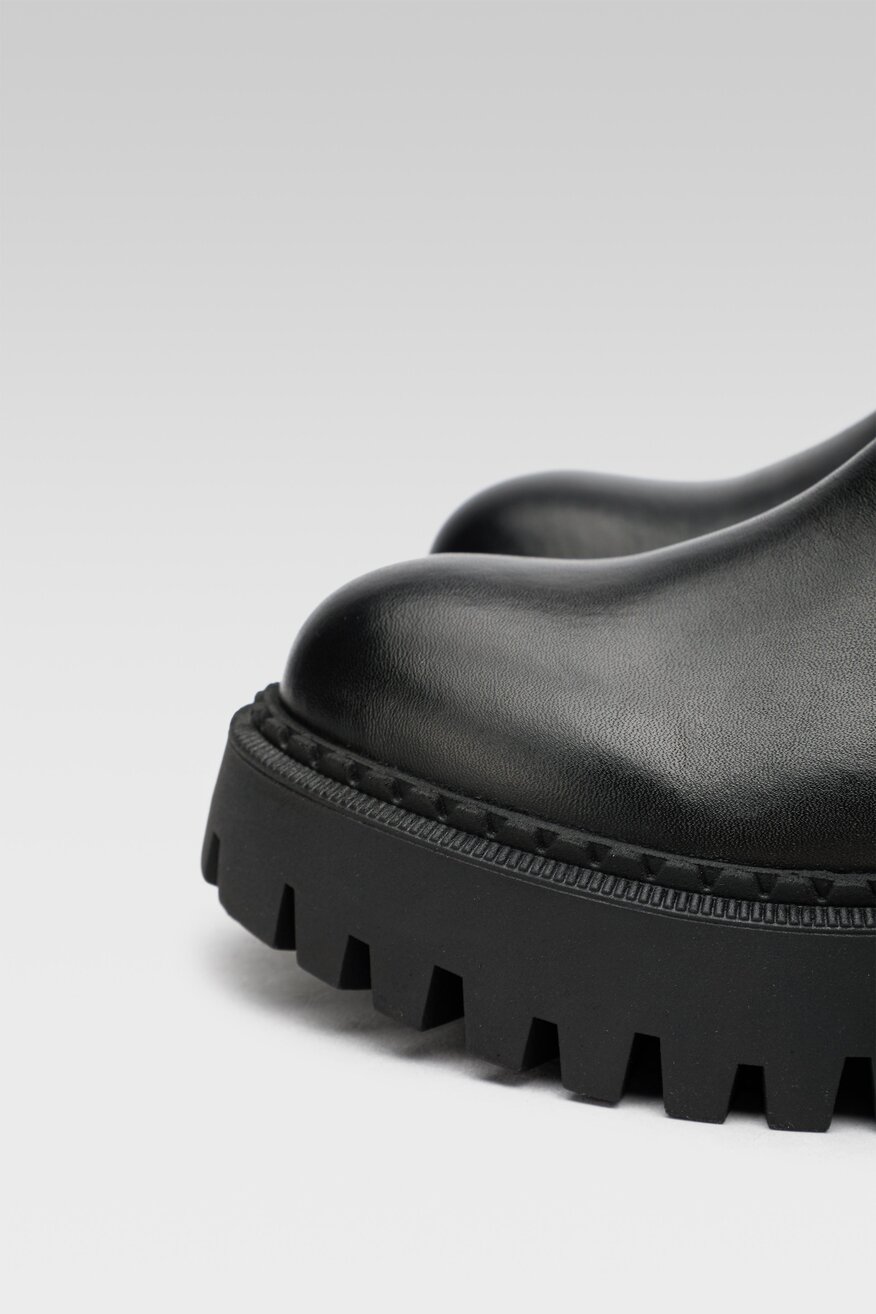 
                Badura - Skórzane botki czarne - 5904862144832