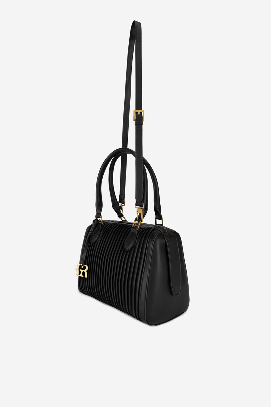 
                Дамска чанта Gino Rossi ЧЕРЕН - 5903419216657