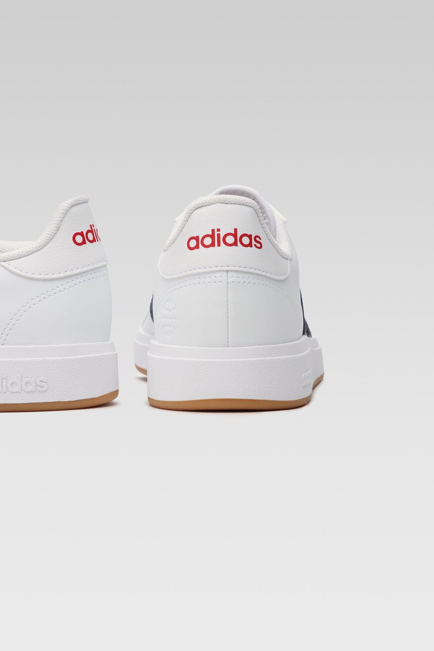 
                Sportcipő adidas FEHÉR - 5904862416700