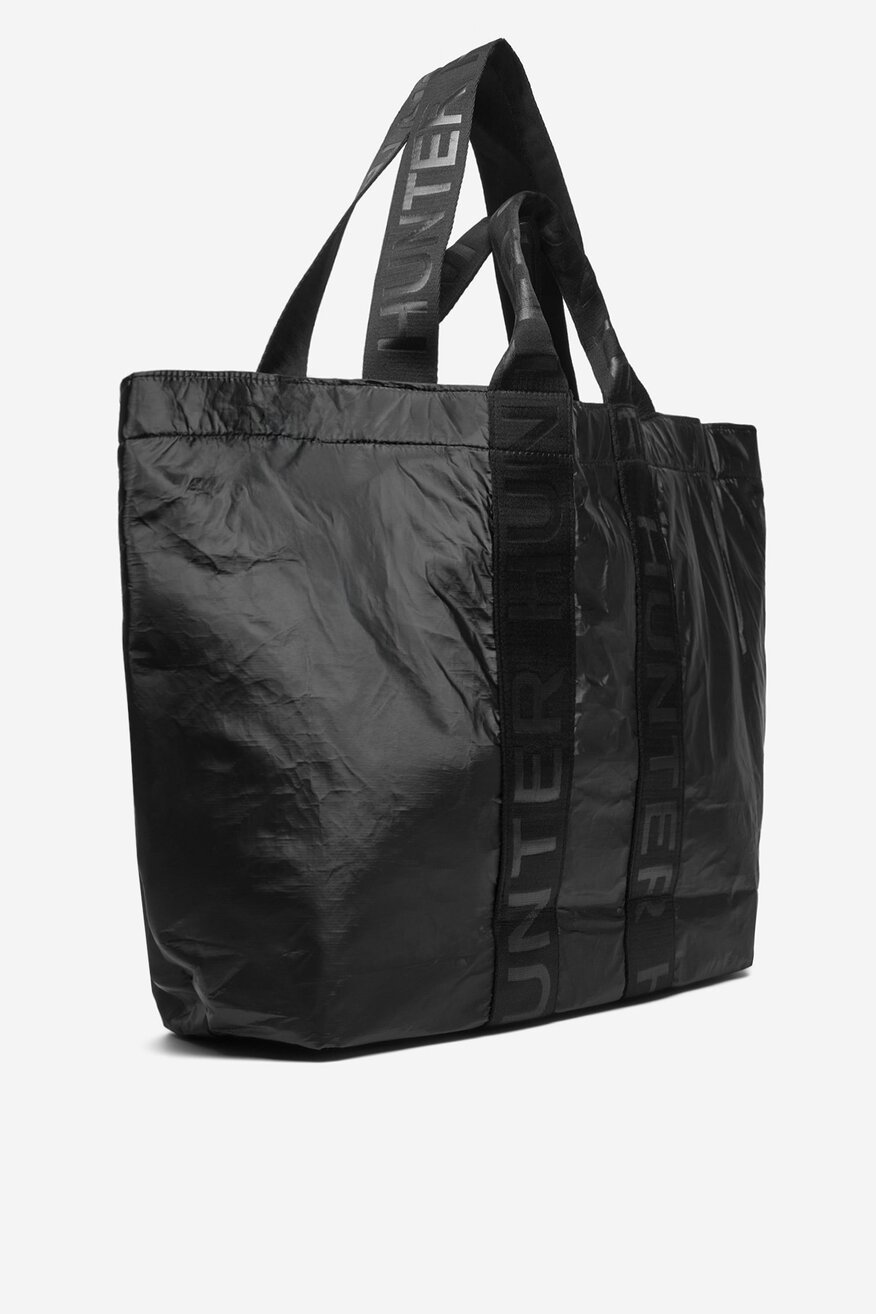 
                        Kézitáska HUNTER C-HTR-K-014-06 FEKETE - 5906751399255